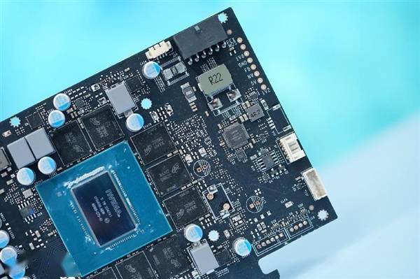 SUPER大升级！影驰RTX 4070 Ti SUPER大将图赏