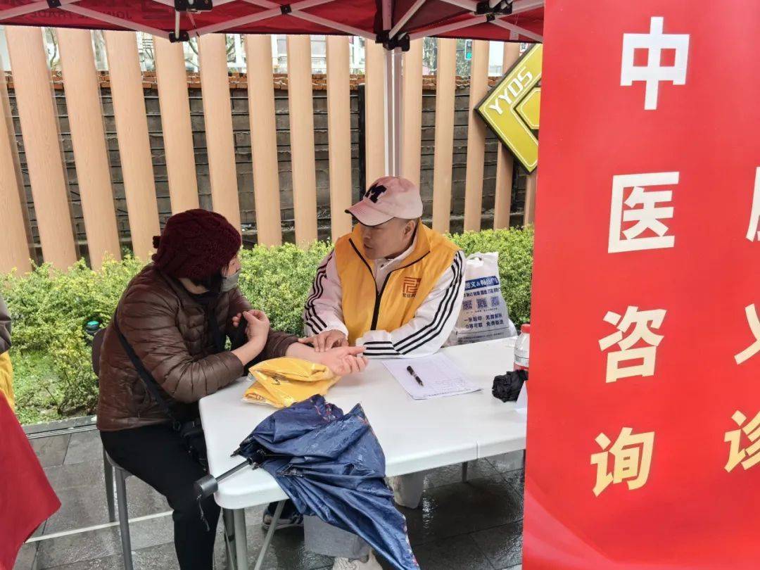九华凯旋坊这场“学雷锋”活动太暖心！