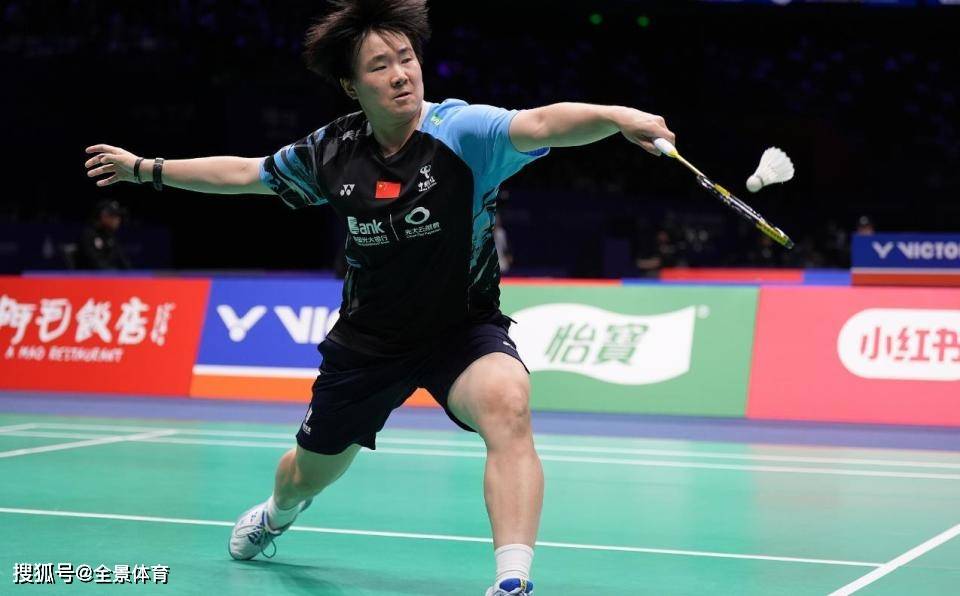 2-0击退世界第一！何冰娇终结对安洗莹7连败，跻身亚锦赛四强