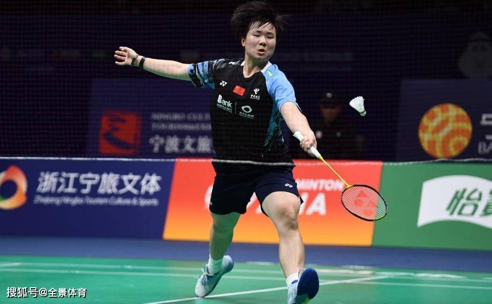 2-0击退世界第一！何冰娇终结对安洗莹7连败，跻身亚锦赛四强