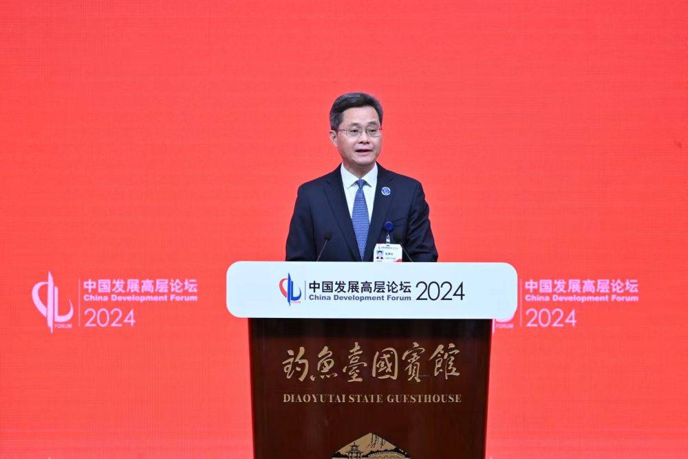 财政如何支持高质量发展？蓝佛安介绍五方面重点工作