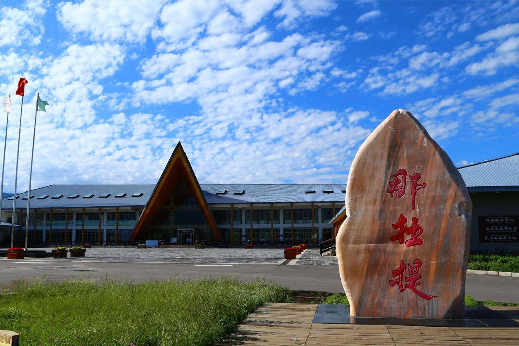 报团去乌鲁木齐旅游6天大概多少人民币？不花冤枉钱！去新疆必去景点有哪些？